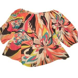 Trina Turk fully lined 100% silk 3/4 length sleeve scoop neck blouse, size Small